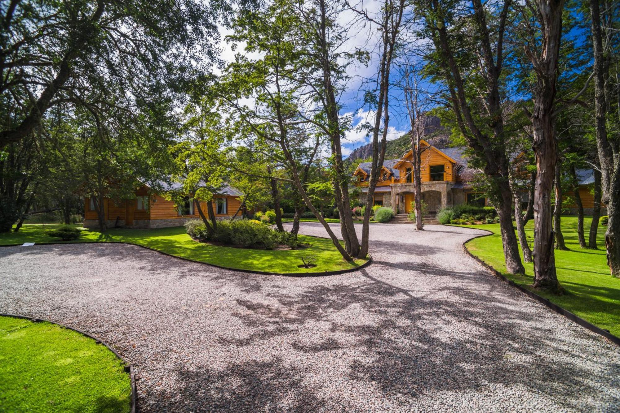 Rio Hermoso Hotel De Montaña San Martín de los Andes Exterior foto